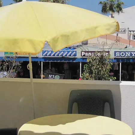 Hostel 33 Costa Adeje (Tenerife)