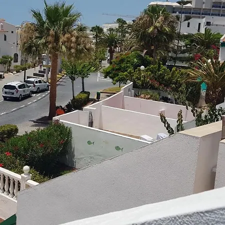Hostel 33 * Costa Adeje (Tenerife)